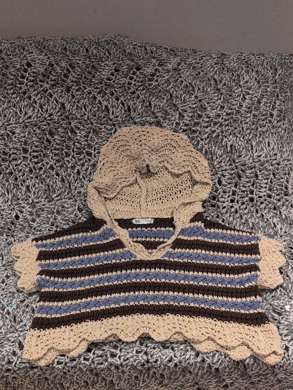 ZARA Crochet Hooded Crop Top | Boho Neutral & Blue Stripes | M/L ๐ฟ